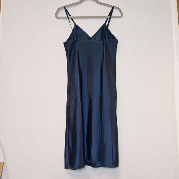 Barbizon Vintage Slip Dress/Lingerie Whimsy Goth Lace Trim Satin Adj Strap sz 32 - Picture 2 of 6